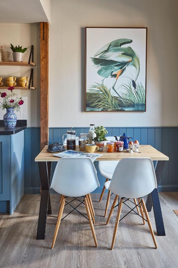 The Farm At Avebury Villa Marlborough Bagian luar foto