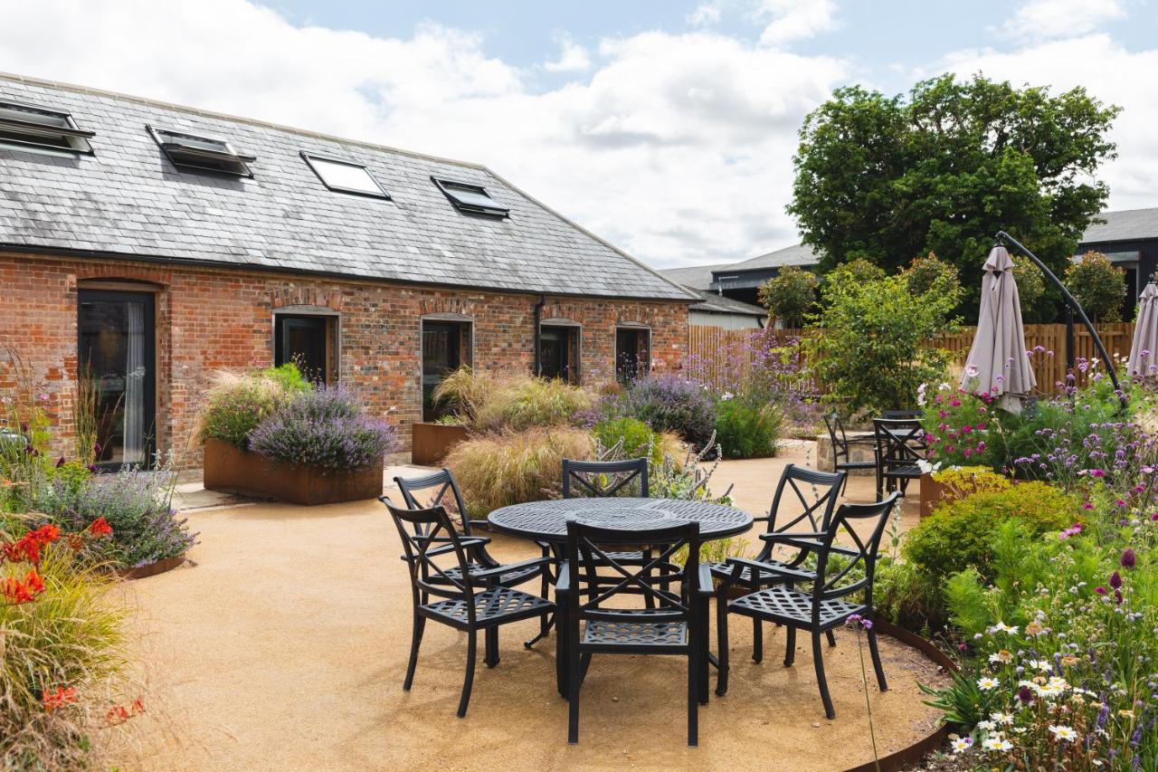 The Farm At Avebury Villa Marlborough Bagian luar foto